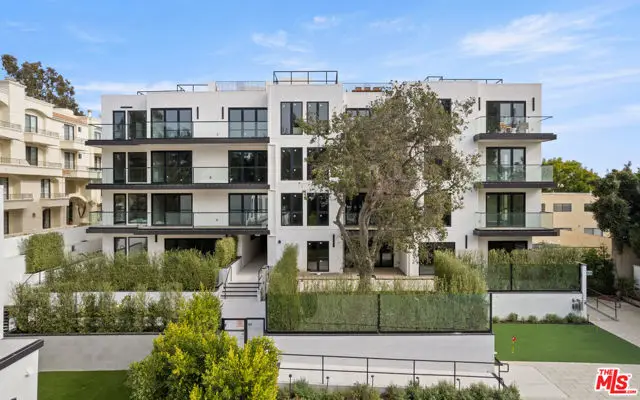 505 S Barrington Avenue #404, Los Angeles, CA 90049 - #2