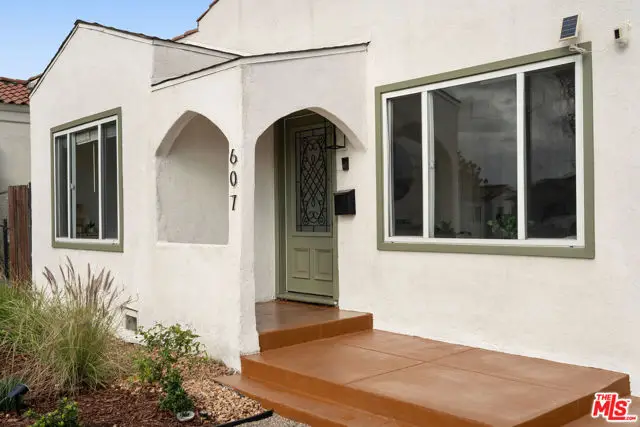 607 W 111th Place, Los Angeles, CA 90044 - #2