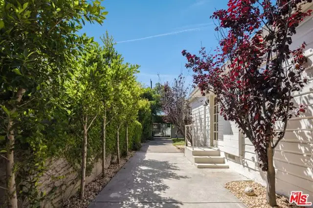 935 Indiana Avenue, Venice, CA 90291 - #3