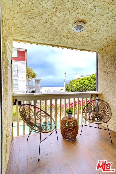 22 Navy Street #205, Venice, CA 90291 - #1