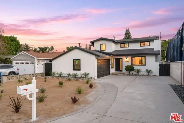 22642 Berdon Street, Woodland Hills, CA 91367 - #2