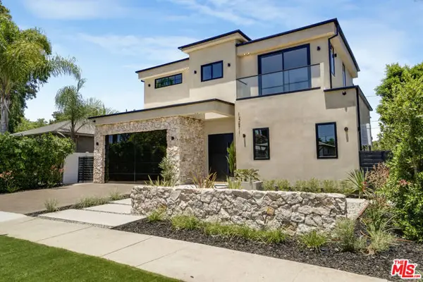 17811 Collins Street, Encino (los Angeles), CA 91316