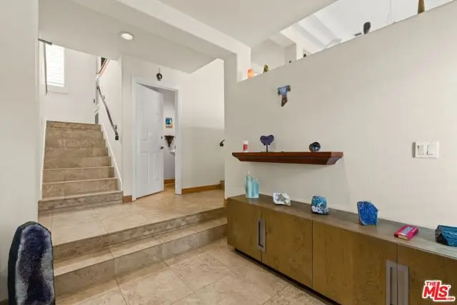 6435 Zumirez Drive #21, Malibu, CA 90265 - #2