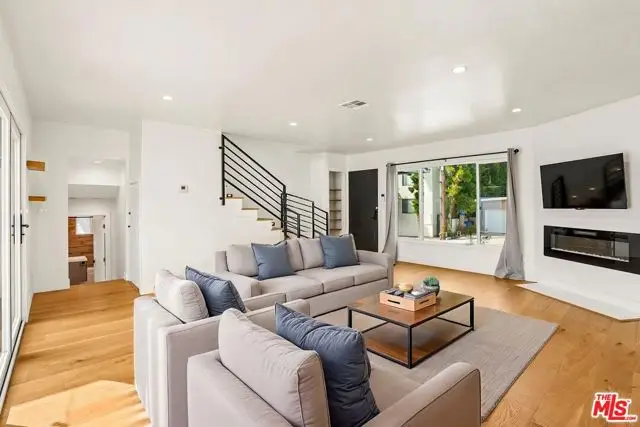 885 Kincaid Avenue, Inglewood, CA 90302 - #2