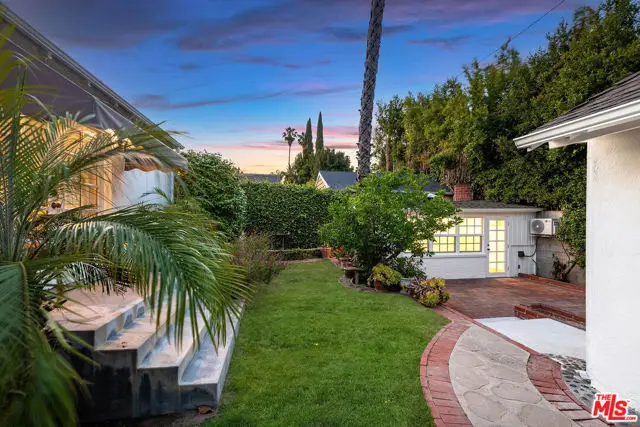 4322 N Clybourn Avenue, Burbank, CA 91505 - #3