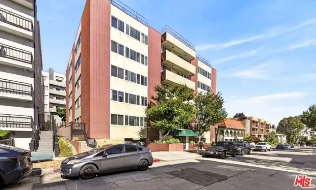 540 Kelton Avenue #402, Los Angeles, CA 90024 - #1