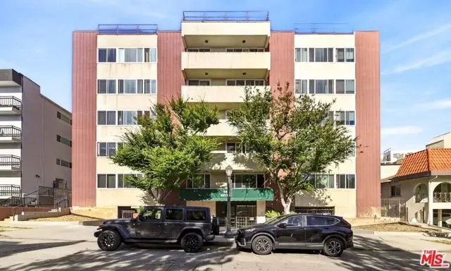 540 Kelton Avenue #402, Los Angeles, CA 90024 - #2