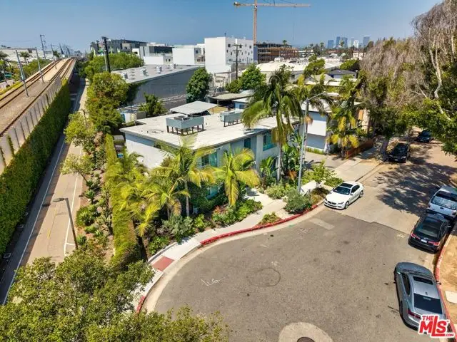 3425 Helms Avenue, Culver City, CA 90232 - #2