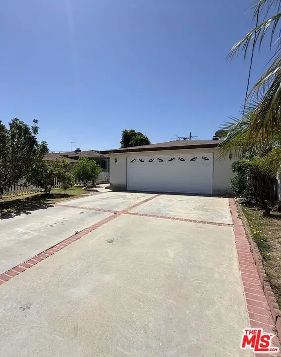 4620 W 166th Street, Lawndale, CA 90260