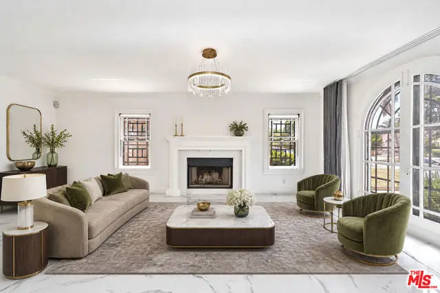 860 S Norton Avenue, Los Angeles, CA 90005 - #3