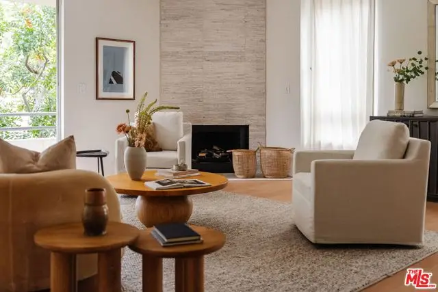 1161 Amherst Avenue #204, Los Angeles, CA 90049 - #2