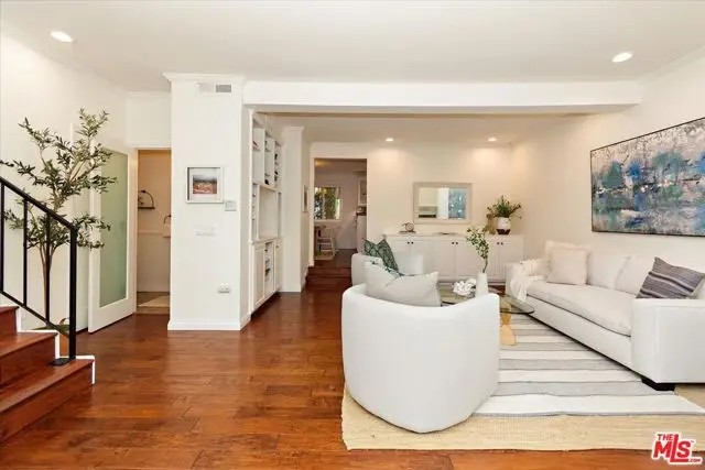 910 19th Street #110, Santa Monica, CA 90403 - #3