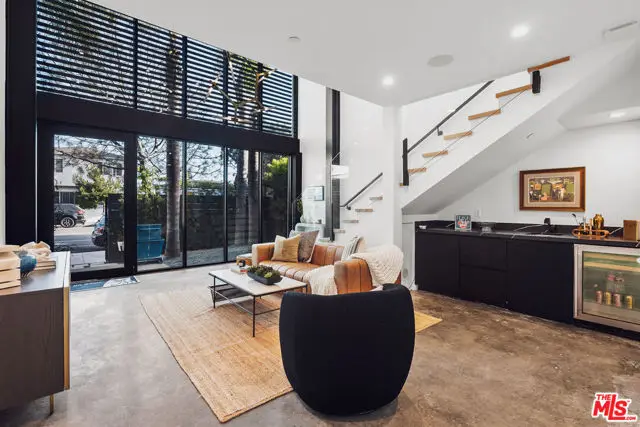 303 Venice Way, Venice, CA 90291 - #3