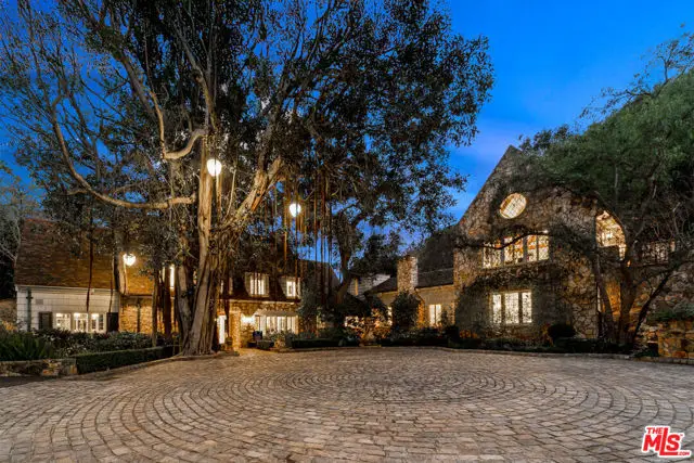 9631 Cedarbrook Drive, Beverly Hills, CA 90210 - #1