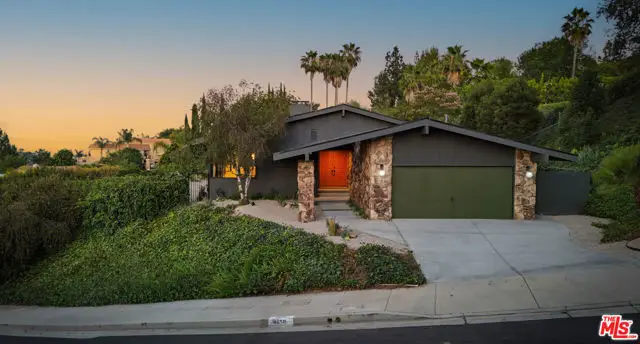 4650 Ellenita Avenue, Tarzana, CA 91356 - #1