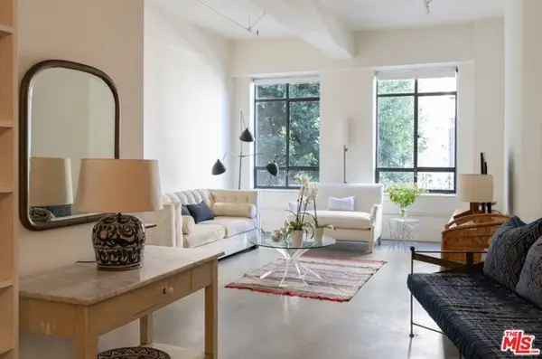 849 S Broadway #202, Los Angeles, CA 90014