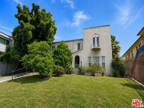 426 S Catalina Street, Los Angeles, CA 90020