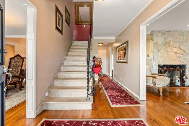 4152 Mount Vernon Drive, Los Angeles, CA 90008 - #3