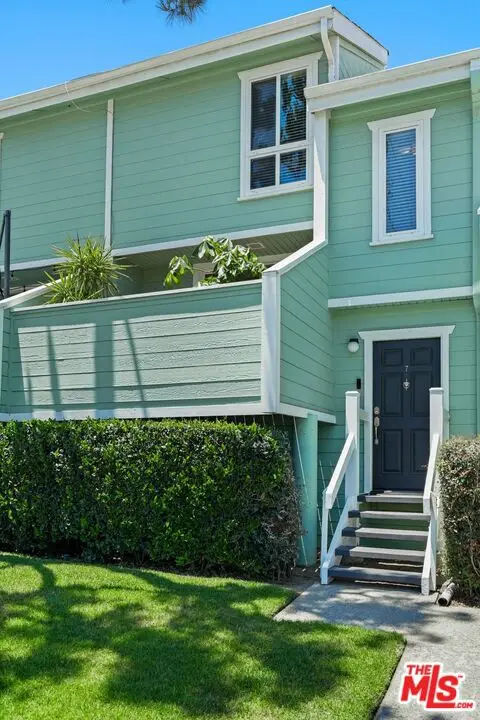5811 Woodman Avenue #7, Van Nuys, CA 91401 - #2