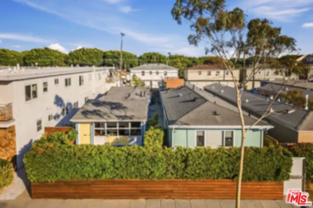 2404 Ocean Park Boulevard, Santa Monica, CA 90405 - #3