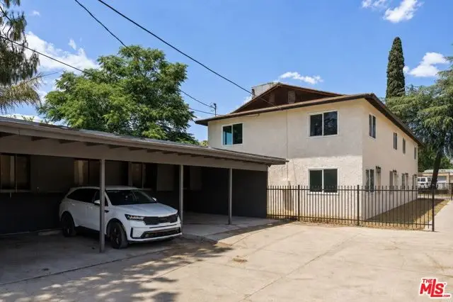 221 E 19th Street, San Bernardino, CA 92404 - #3