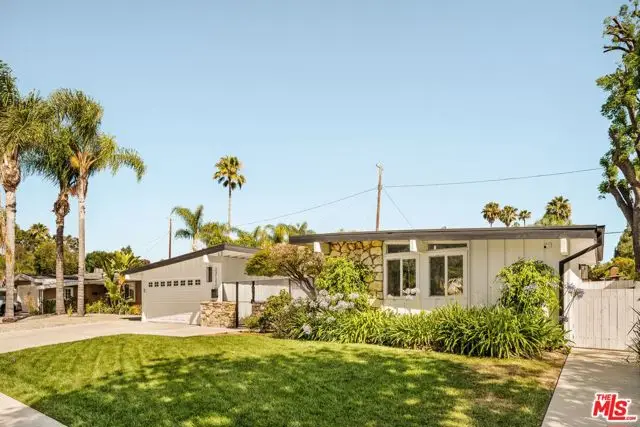 23122 Bigler Street, Woodland Hills, CA 91364 - #2
