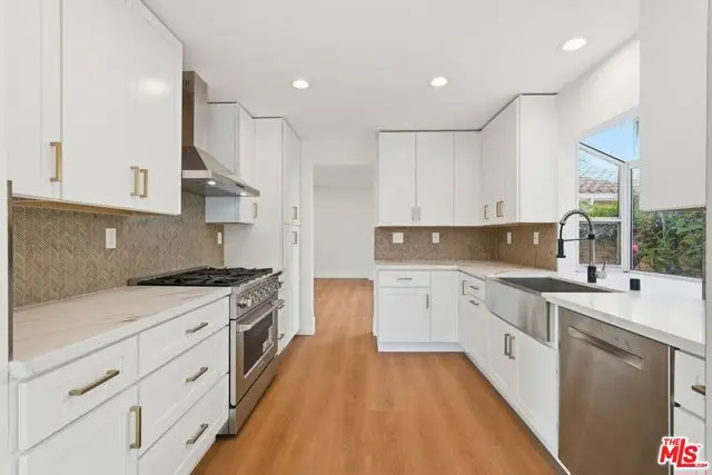 1752 Blossom Court, Newbury Park, CA 91320 - #2