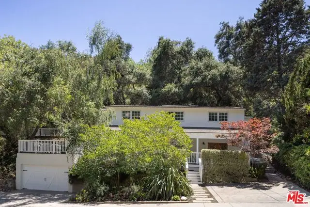 2425 Laurel Pass / Bypass, Los Angeles, CA 90046 - #1