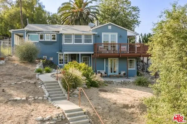 9866 Mcbroom Street, Sunland (los Angeles), CA 91040