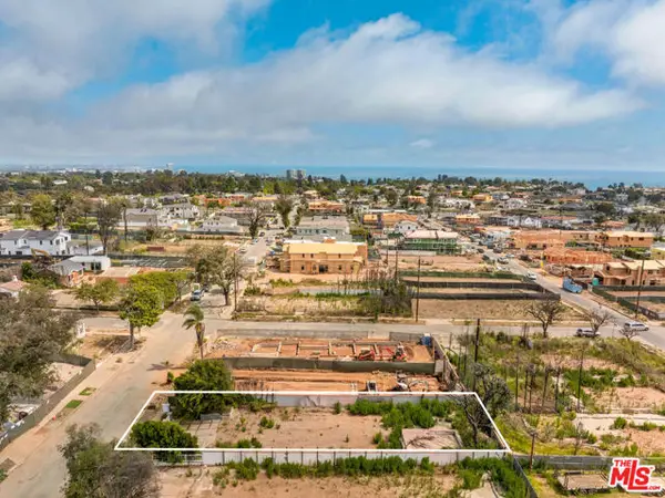 911 Hartzell Street, Pacific Palisades (los Angeles), CA 90272