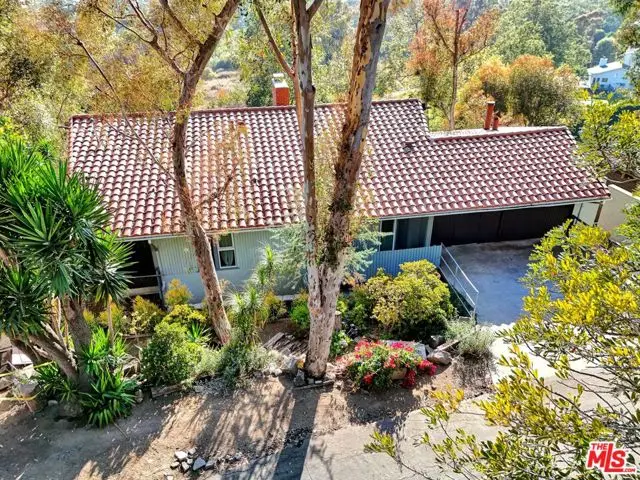 3557 Serra Road, Malibu, CA 90265 - #3