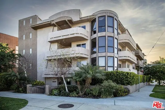 11766 W Sunset Boulevard #302, Los Angeles, CA 90049 - #2