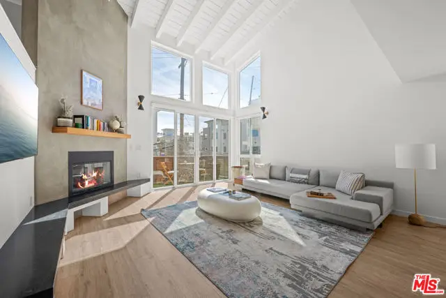 18 Privateer Street #3, Marina Del Rey, CA 90292 - #2