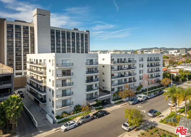 1115 S Elm Drive #207, Los Angeles, CA 90035 - #2