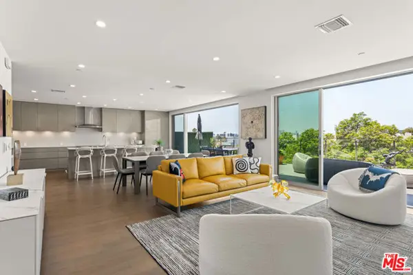 728 N Sweetzer Avenue #403, West Hollywood, CA 90069