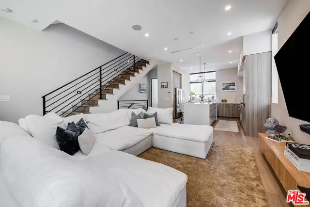 4425 Studio Place, North Hollywood, CA 91602 - #1