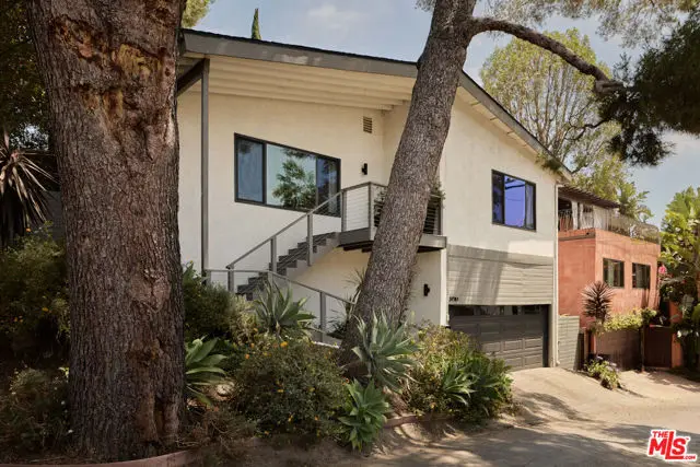 3770 Cazador Street, Los Angeles, CA 90065 - #2