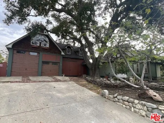 822 Silverwood Avenue, Upland, CA 91786 - #3