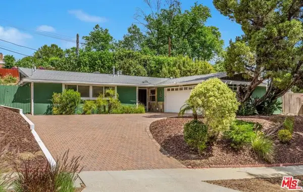 20411 Hatteras Street, Woodland Hills (los Angeles), CA 91367