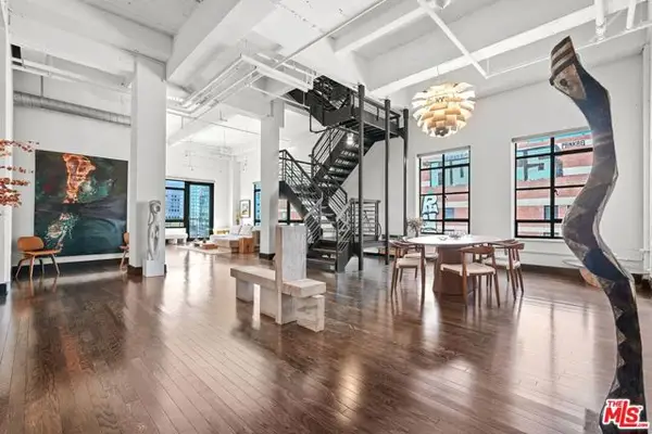 849 S Broadway #1210, Los Angeles, CA 90014