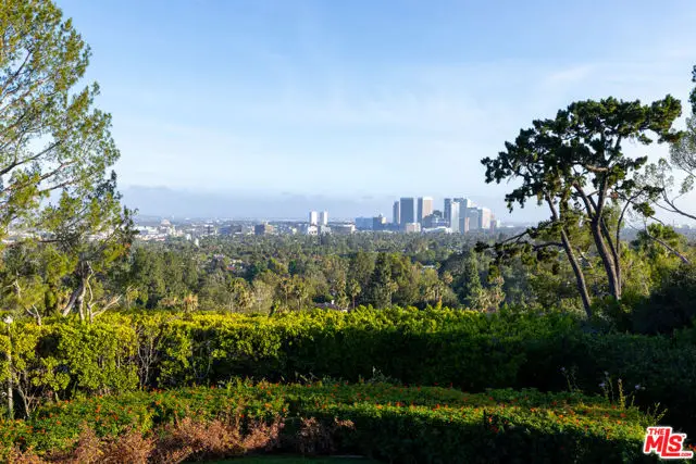 1122 La Altura Road, Beverly Hills, CA 90210 - #2
