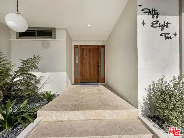 5810 S Halm Avenue, Los Angeles, CA 90056 - #2