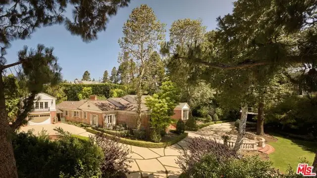 1001 N Crescent Drive, Beverly Hills, CA 90210 - #2