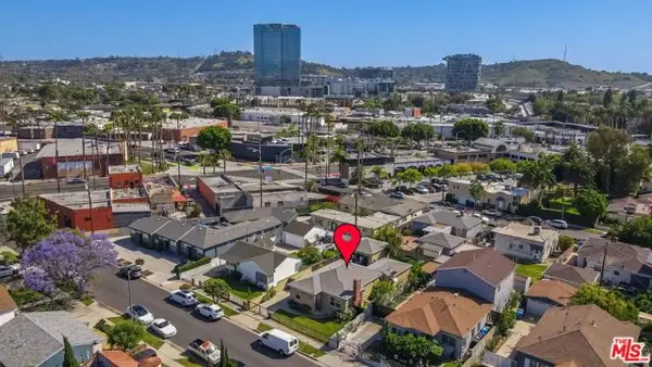 5904 Dauphin Street, Los Angeles, CA 90034
