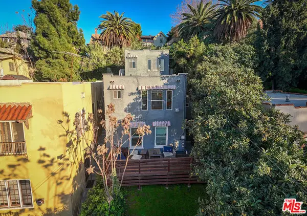 834 Laguna Avenue, Los Angeles, CA 90026