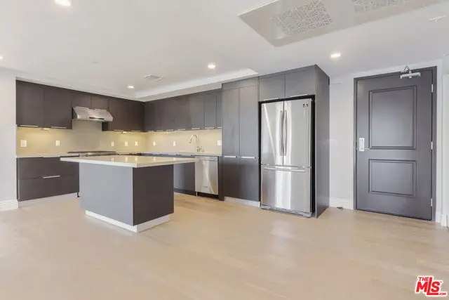 2939 Leeward Avenue #401, Los Angeles, CA 90005 - #3