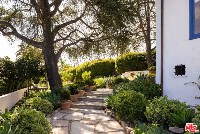 878 Paseo Ferrelo, Santa Barbara, CA 93103 - #2