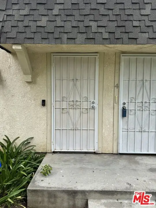 6511 Wystone Avenue #3, Reseda (los Angeles), CA 91335