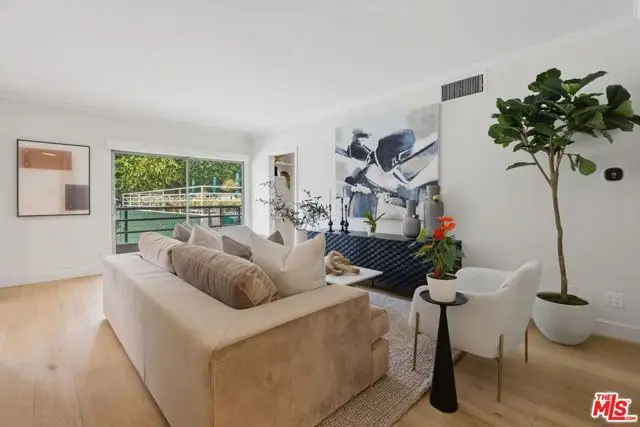 1131 Alta Loma Road #115, West Hollywood, CA 90069 - #2