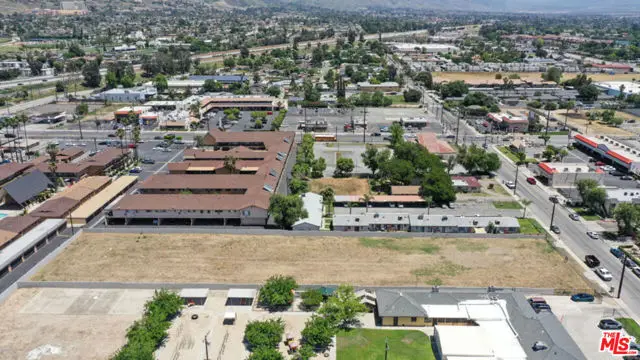 1550 Pumalo Street, San Bernardino, CA 92404 - #2